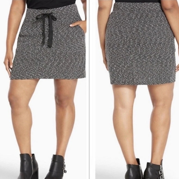 Torrid 00 Knit Mini Skirt - Picture 3 of 5